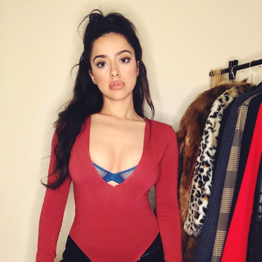 Express Bodysuit ⚡️ Long Sleeve Deep V-Cut